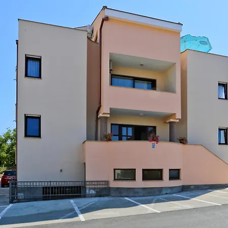 - Diklo 5887b * Zadar