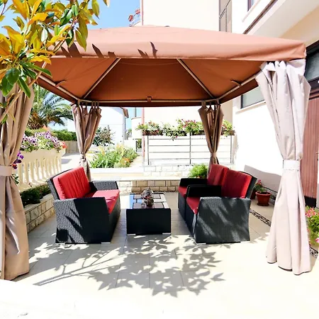 - Diklo 5887b Apartamento