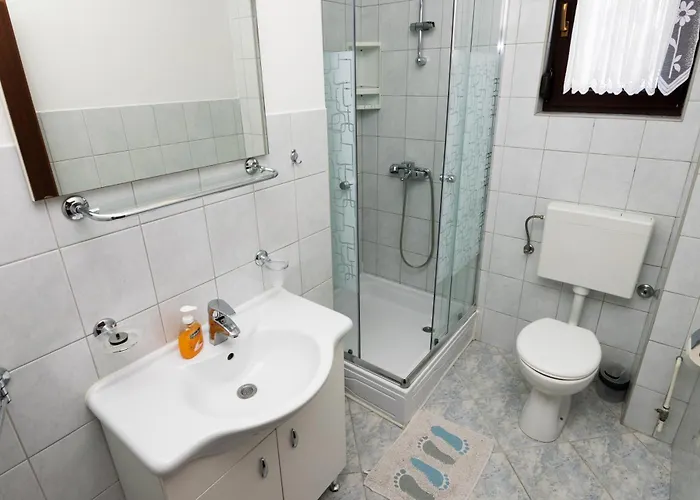 - Diklo 5887b Apartman *