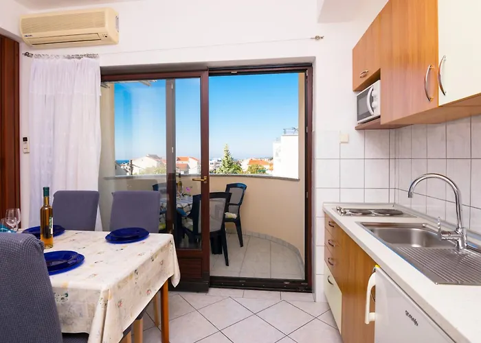 - Diklo 5887b Apartman *